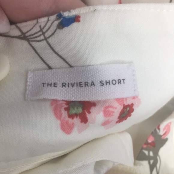 Loft The Riviera Short in cream with floral pint - Picture 5 of 8